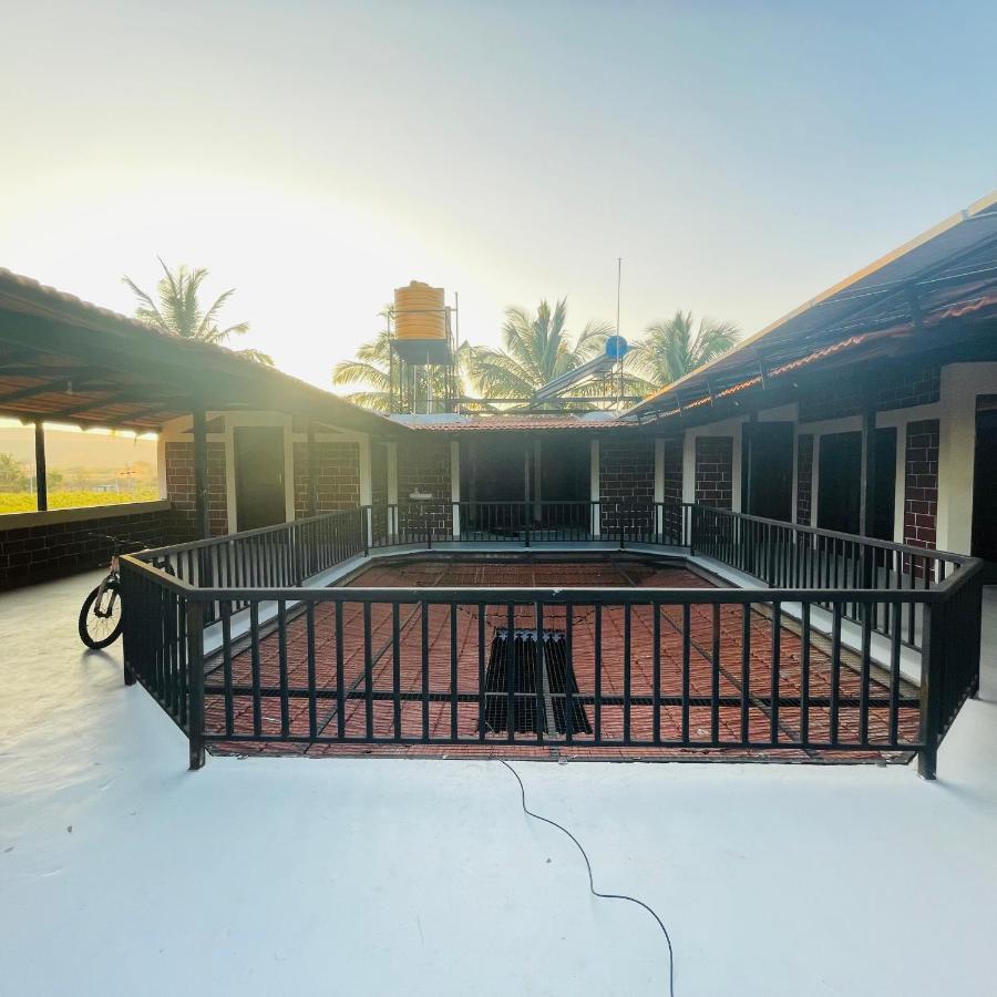 Dharani Home Stay Badami Extérieur photo